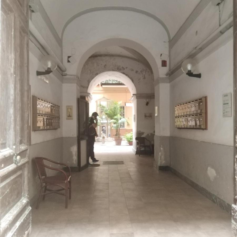 Casa Confort - Napoli Centro Bagian luar foto